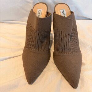NWT Taupe Steve Madden Mules